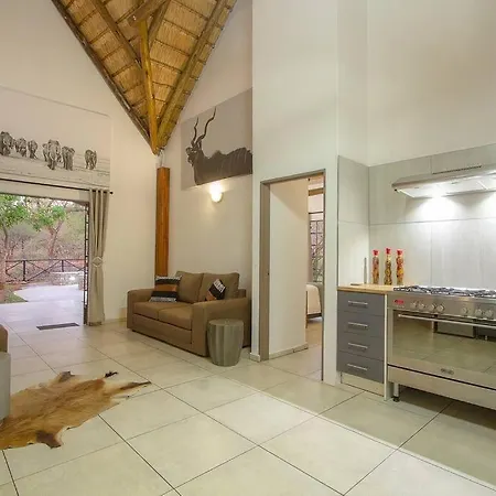 Eye Of Kruger - Spacious Holiday Home With Splash Pool And Boma Marloth Park Exterior photo