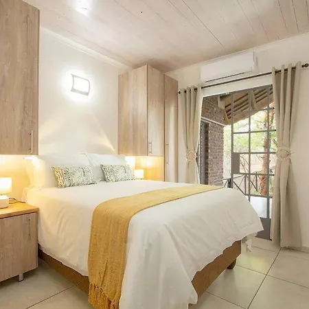 Eye Of Kruger - Spacious Holiday Home With Splash Pool And Boma Marloth Park Exterior photo