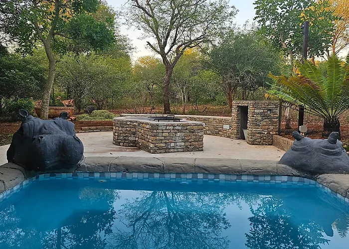Eye Of Kruger - Spacious Holiday Home With Splash Pool And Boma